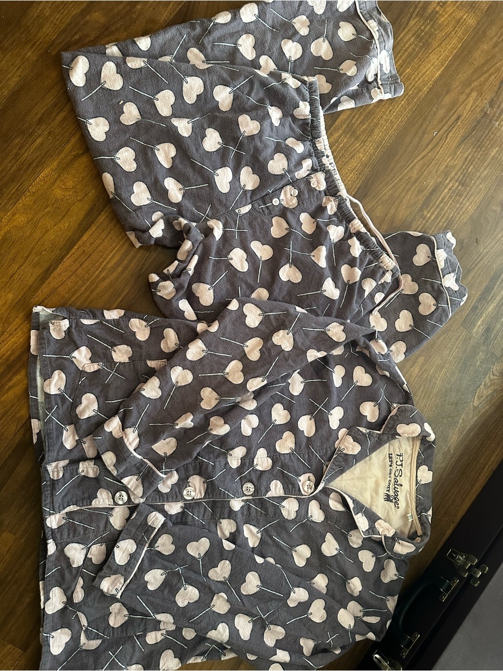 100% cotton PJ Salvage Pink & Gray Heart set